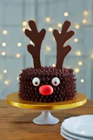 Choose from gingerbread cake, chocolate cake, cheesecake, and more. 18 Awesome Christmas Cake Decorating Ideas Mums Make Lists