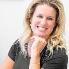 Theresa Lowe's Instagram, Twitter & Facebook