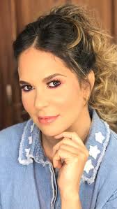 • Scarlet Ramirez•, En este feed no podia faltar ‘La vecina’❣️, Hair:  @hairbyjessicadl , #makeup #makeupartist #makeupoftheday #promakeupartist  #hair #hairstyles