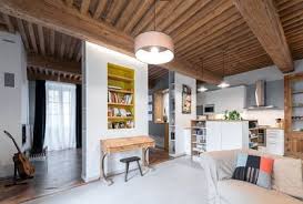 Trouvez des idées avec la rénovation extérieure de la maison de la famille raymond réalisée par un entrepreneur vérifié à 360°. Epingle Sur Renovation Maison Ancienne