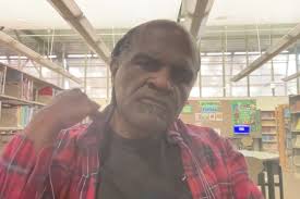 Carvin LB90 Bass Guitar Features and History