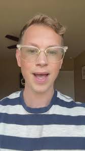 Impressionen von der Musical Premiere #SisterAct im Deutschen Theater:  einfach himmlisch! 🙏🏻🤍✨ • • • • • • • • • #musical #sisteractthemusical  #whoopiegoldberg #itboy #chrishanisch #androgynous #munich #schwabing  #stylist #wiwtoday #blackwhite ...