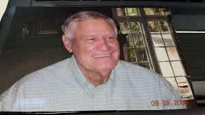 For those of you that remember Charlie's Trading Post, Charlie Bagwell  passed away this past Sunday. He and my father-in-law, Pick Perry, were  great long time friends. He was 91 years old.