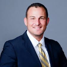 Seth Reich's Instagram, Twitter & Facebook