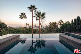 The Los Angeles Market Trends Report For The 90027 Zip Los Angeles Market Los Angeles Los Angeles Neighborhoods