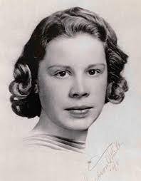 Winnie Francis's Instagram, Twitter & Facebook