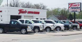 Open since 2007, our des moines carhop team has helped so many customers like you get on the road and driving. Used Commercial Diesel Gas Truck Dealer Des Moines Ia Tom S Trucks
