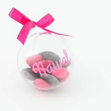boule a dragees plexi diametre 5 cm a personnaliser avec nos stickers prenom sobre et elegant ce contenant a idee deco bapteme fille dragees idee deco bapteme