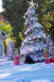 Image Result For Whoville Christmas Tree In The Movie Grinch Christmas Tree Christmas Tree Painting Whoville Christmas