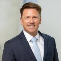 Elliott Roche's Instagram, Twitter & Facebook