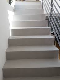 Treppe Mit Beton Cire Beschichtet Www Farbe Kunst Putz Com Treppenbelag Treppenstufen Treppe