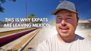 Rosa Ornelas's Instagram, Twitter & Facebook