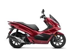 2020 Honda Pcx150 2020 Honda Pcx150 Honda With An Automatic Transmission Nimble Maneuverability And Underseat Storage A Scoote Honda Motorcycle Honda V