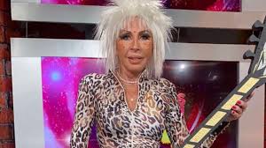 Fiscalía pide a interpol emita una ficha roja para laura bozzo. Laura Bozzo Reaparece Y Pide Suspender Prision Preventiva