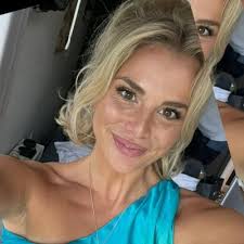 Jeffrey Israel, leading Clementine Simon, is currently defending in the  ongoing high-profile trial concerning the theft of a solid gold toilet  worth £5m from Blenheim Palace. Jeffrey and Clementine…