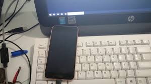 Log in using the security lock: Liberar Samsung J260a Youtube