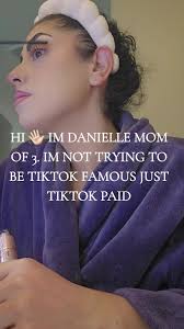 Danielle Newell Influencer M