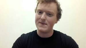 Alex Keen's Instagram, Twitter & Facebook