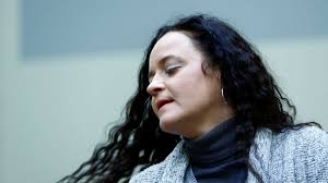 Beate zschäpe was found guilty as an accomplice in ten murders. Gruppenbild Mit Beate Zschape Politik