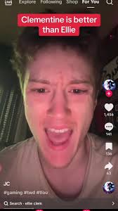 Ellie vs Clementine: Survival Skills Showdown