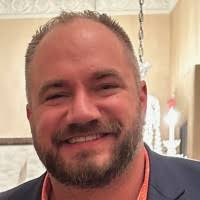 60+ Profile mit dem Suchbegriff „Eisenschink“