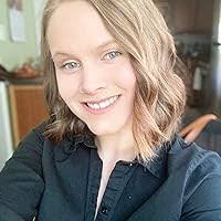 Robyn Abbott's Instagram, Twitter & Facebook