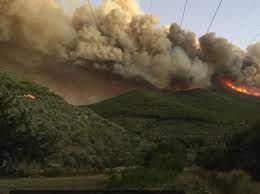 Come riferito dai vigili del fuoco si è trattato di un incendio di bobine di materiale plastico adibiti a copertura di coltivazioni all'interno di un'azienda agricola. Monte Serra Il Fuoco Non Da Tregua A Calci E Vicopisano 700 Sfollati Nuovi Roghi Ad Avane E Vecchiano Mercoledi Chiuso L Aeroporto Galilei Corrierefiorentino It