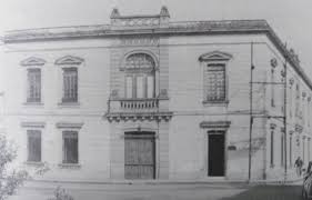 Roberto cantoral fue compositor de muchas piezas reconocidas mundialmente.google. La Casa De Iturbide En Irapuato Cultura Irapuato