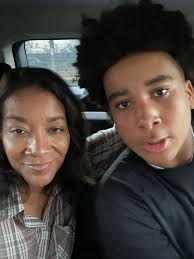 Erika Ballard-Robinson (@erikaontheruntravels) • Instagram photos and videos