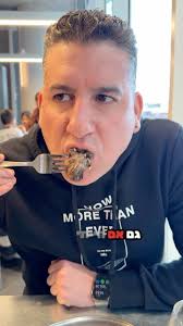 ‎מקום חדש‼️ ג׳אגר מסעדה של קצבים 🥩 קצביה, מעדניה ומסעדה, תפריט מצומצם  ומדויק עם המבורגר אגדי 🍔