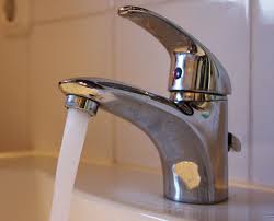 Seit einer woche läuft mein wasserhahn in der küche (spüle) obwohl ich den hahn zudrehe. Wasser Lauft Wieder Rohrbruch In Gersfeld Behoben