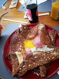 Creperie Tout Le Monde Douarnenez Restaurant Avis Numero De Telephone Photos Tripadvisor
