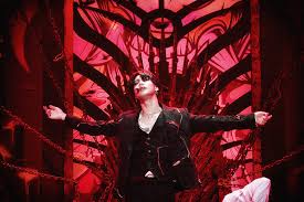 Uahae nal haechineun criminal it's okay nal dallaegon gweropyeo ooh neoran mokjureul chaeun nan sumeul shwil su eopge apeumyeonseo hwangholhajana. Taemin S Criminal Chosen As One Of Refinery 29 S 29 Best Songs Of The Year Kissasian