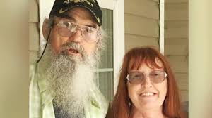 Si Robertson Duck Dynasty is a real gental man. #SiRobertson #DuckDynasty  #camoflauge