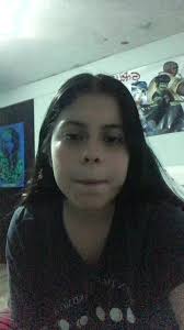 Intentando tocar la guitarra con uñas largas x’d #crisis #guitarra  #uñasacrilicas #humor #nirvana