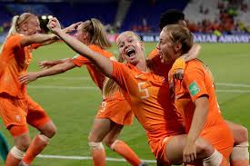 Ringtones polyphonic ringtones beltonen polyringtones free gratis wallpapers achtergronden idols. Meer Teams Komend Wk Vrouwenvoetbal We Moeten Doorpakken Het Parool