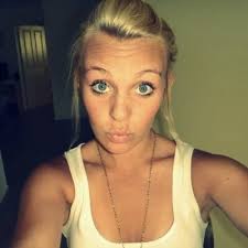 Hayley Hurst (@haylley808)