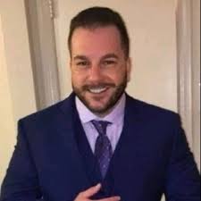 It's my birthday! My wish is for everyone to be healthy and happy. Big  birthday hugs and kisses to everyone! 🤗😘🥰♥️🥂