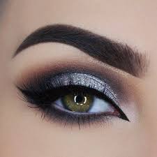 Black And Silver Eyeshadow Looks Paulina On Instagram Simple Nye Eye Makeup Proposition Products Used Loraccosmetics Pro Palette Sable Black Nye Eye Makeup Silver Eye Makeup Eye Makeup