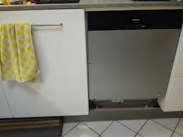 Lave vaisselle totalement intégrable dans cuisine. Habillage Lave Vaisselle Siemens Full Integrable 12 Messages