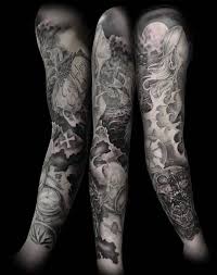Black And White Sleeve Tattoo Bildergebnis Fur Ocean Life Tattoo Black And White Full Sleeve Tattoos Sleeve Tattoos Half Sleeve Tattoo