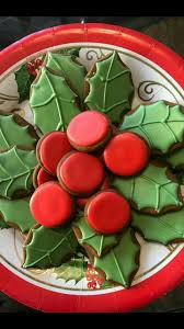 100 Christmas Cookies Decorations That Are Almost Too Pretty To Be Eaten Repas Noel Recettes Noel Et Friandises De Noel