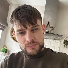 Darren Logan's Instagram, Twitter & Facebook