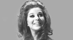 Bobbie Gentry: She Longed to Be Gone