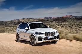 It is the fourth, and current, generation of the bmw x5. The 2019 Bmw X5 Is Here To Replace That Aging Family Suv Digital Trends