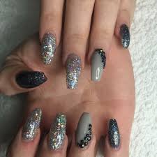Strass steinchen planet nails pimp nails seite 2. Winternagel Mit Glitzer 60 Nageldesignideen Fur Die Festtage