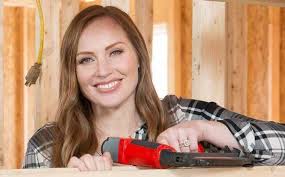 Good Bones' Star Karen E. Laine Ditches Her 'New Beginnings' Following HGTV  Spin-Off