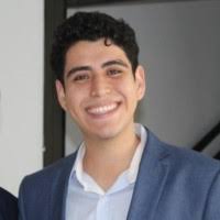 200+ perfiles de «Rafa Nava»