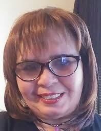 Liz Toro's Instagram, Twitter & Facebook