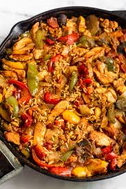 This chicken fajita pasta bake brings sautéed peppers and onions, chicken breast, chickpea pasta, and a simple cheese sauce together to create a super creamy pasta with unbelievable nutrition facts. Healthy Chicken Fajita Casserole Recipe Eat The Gains